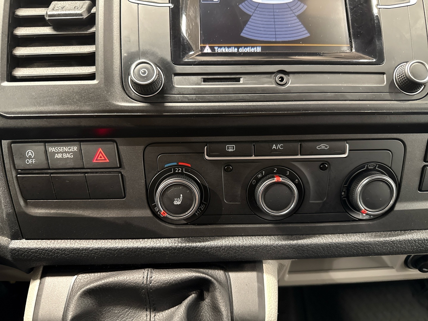 VOLKSWAGEN Transporter 2017