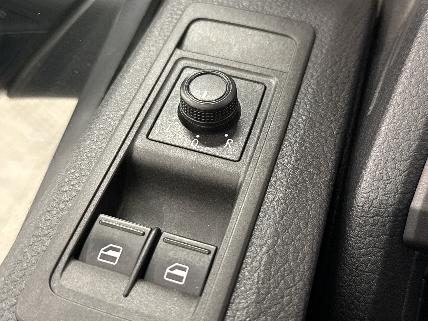 VOLKSWAGEN Transporter 2017