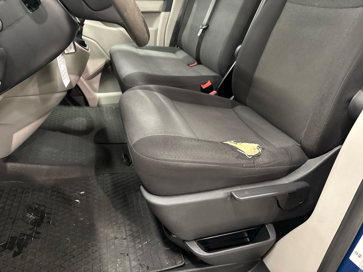 VOLKSWAGEN Transporter 2017