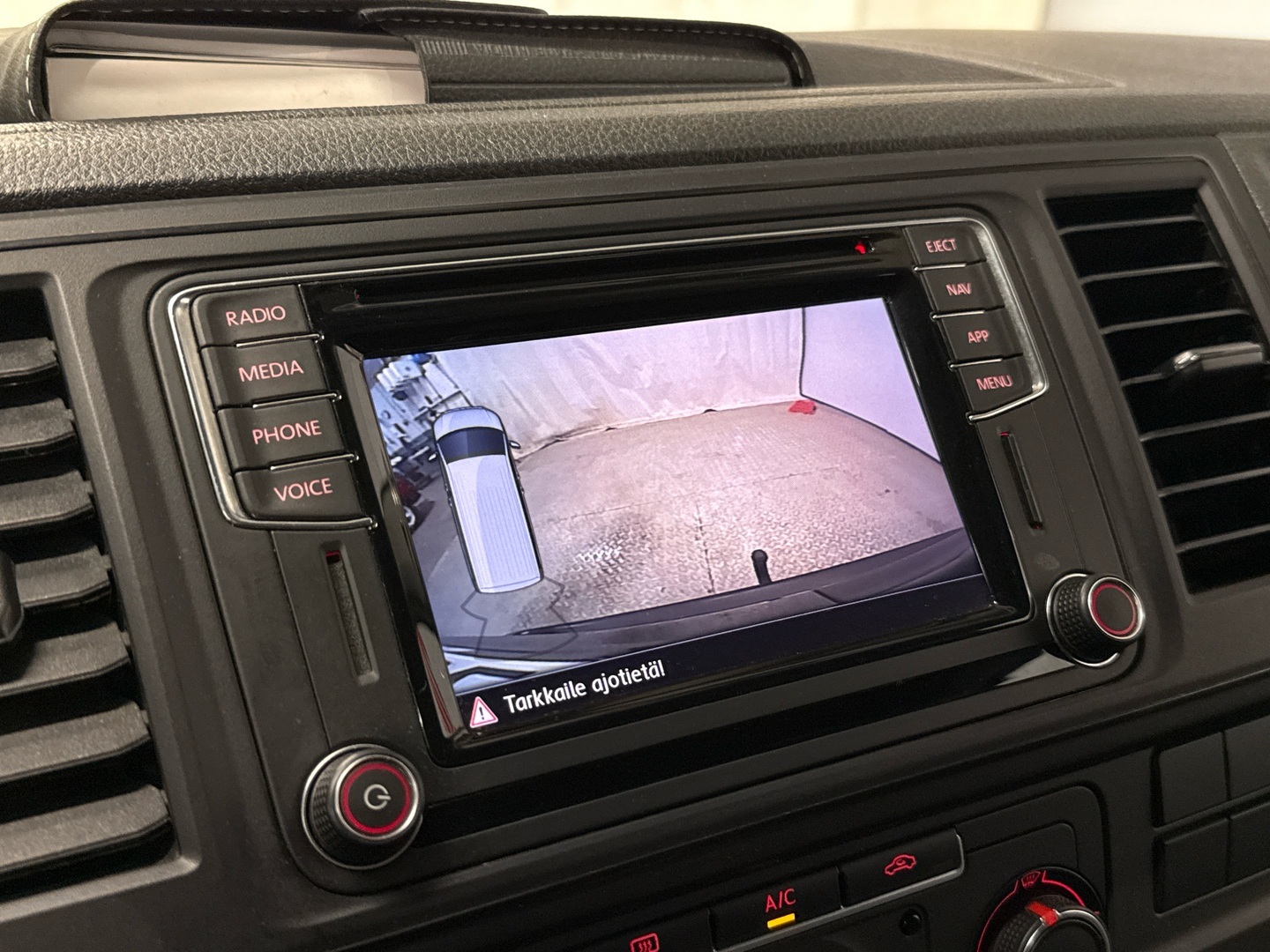 VOLKSWAGEN Transporter 2018