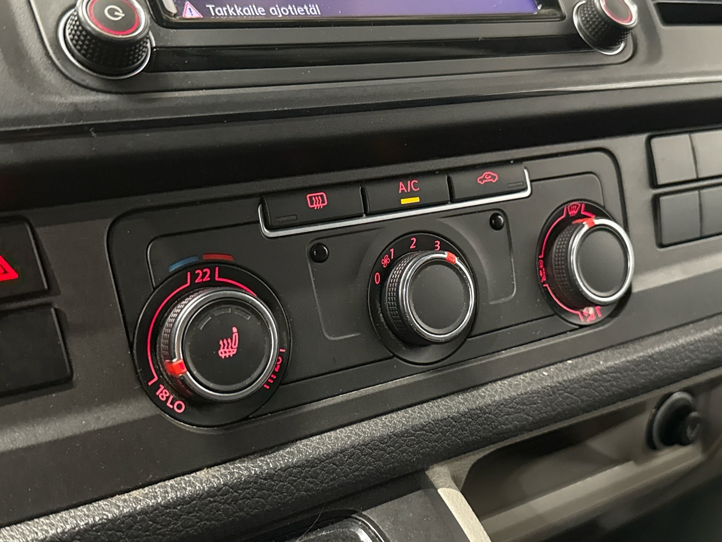 VOLKSWAGEN Transporter 2018