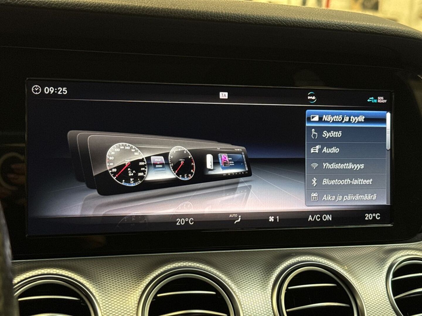 MERCEDES-BENZ E 2018