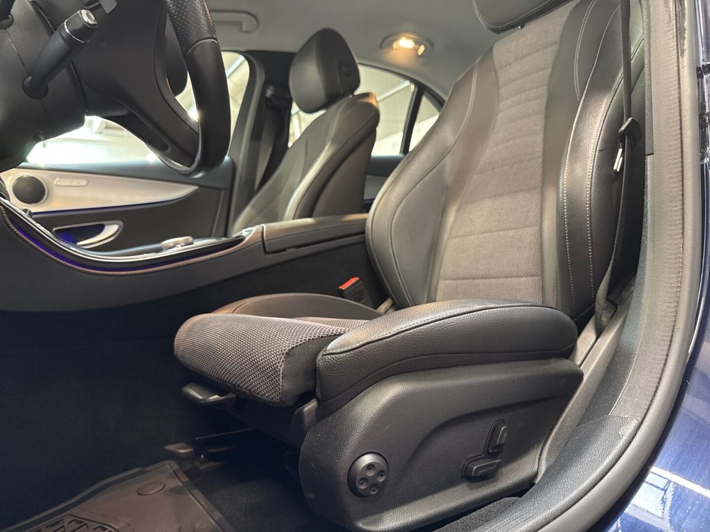 MERCEDES-BENZ E 2018