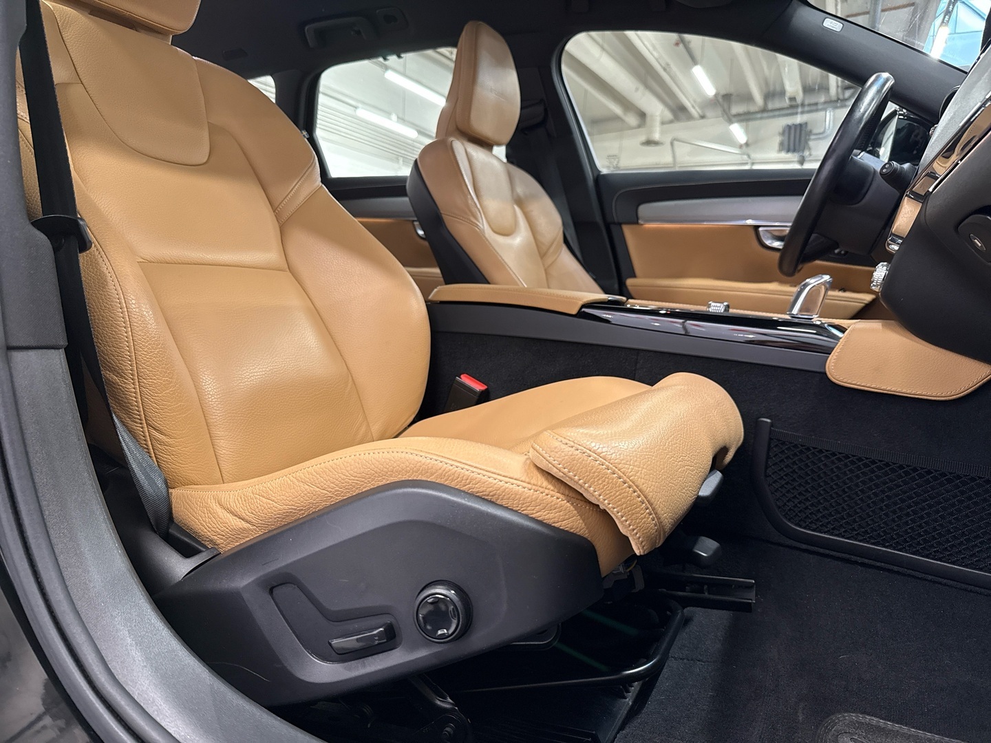 VOLVO V90 2019