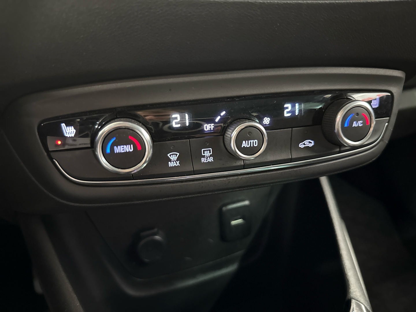 OPEL Crossland X 2019