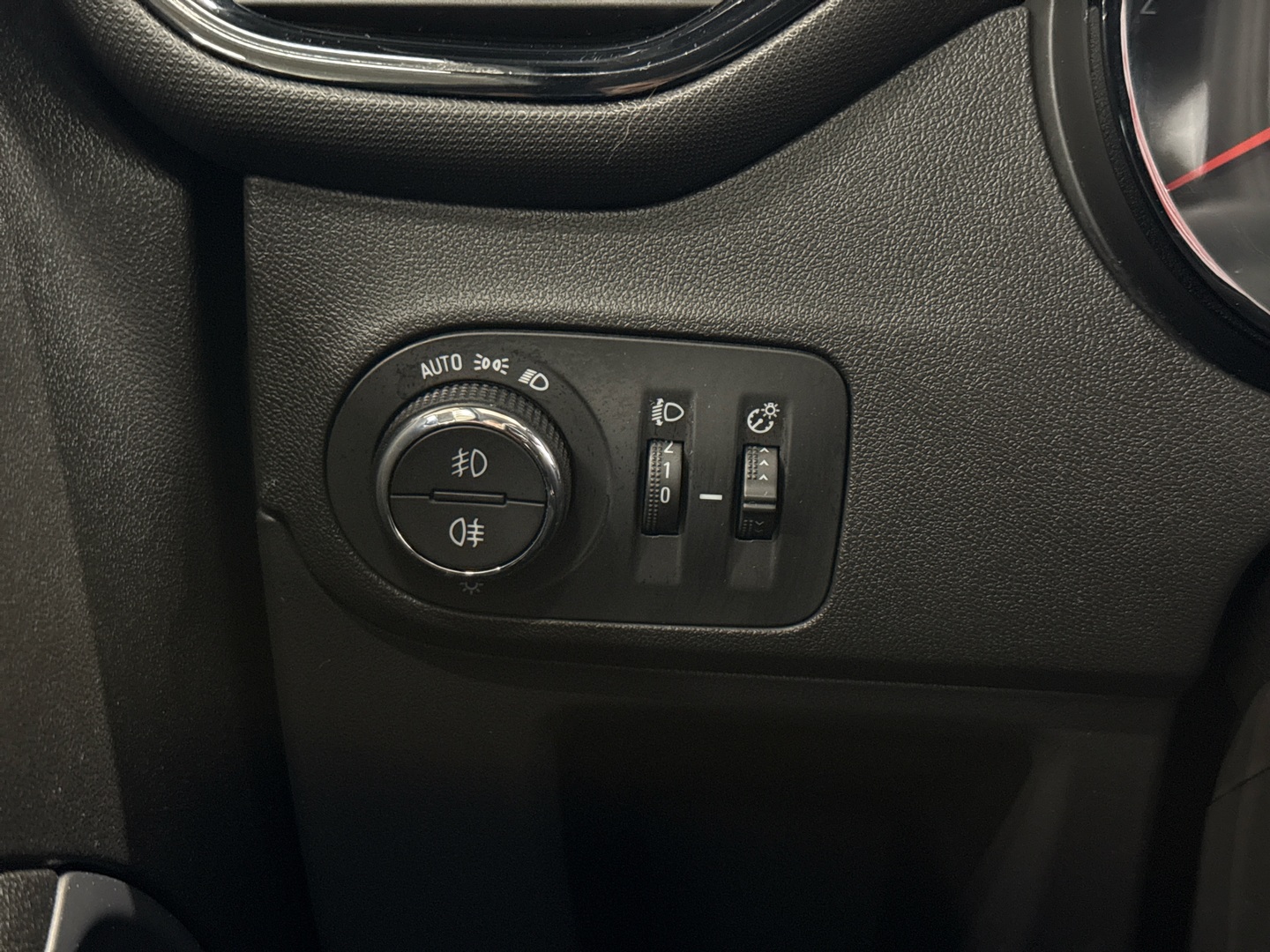 OPEL Crossland X 2019