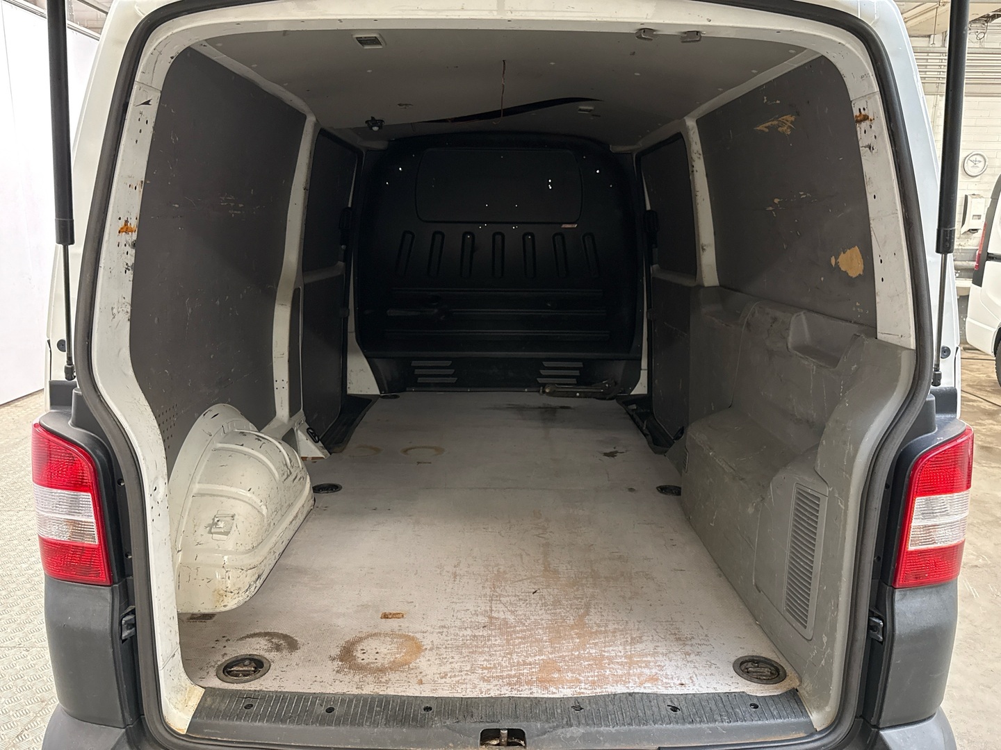 VOLKSWAGEN Transporter 2015