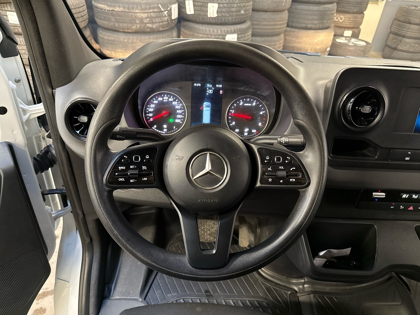 MERCEDES-BENZ Sprinter 2020