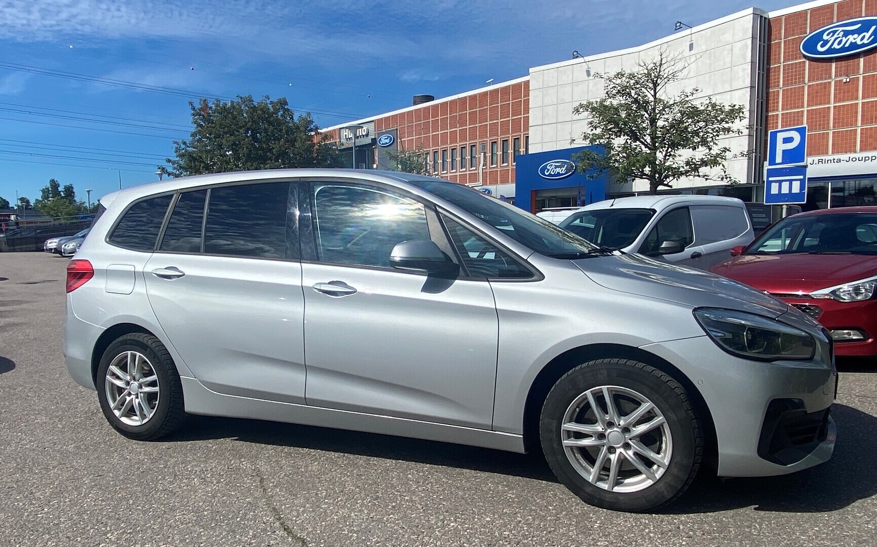 BMW 218 2021