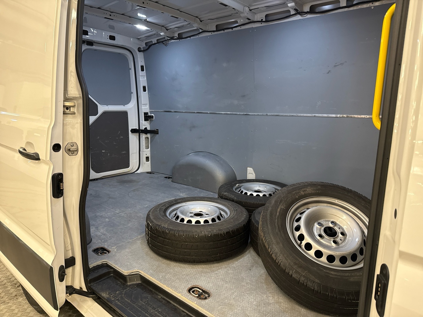 VOLKSWAGEN Crafter 2021