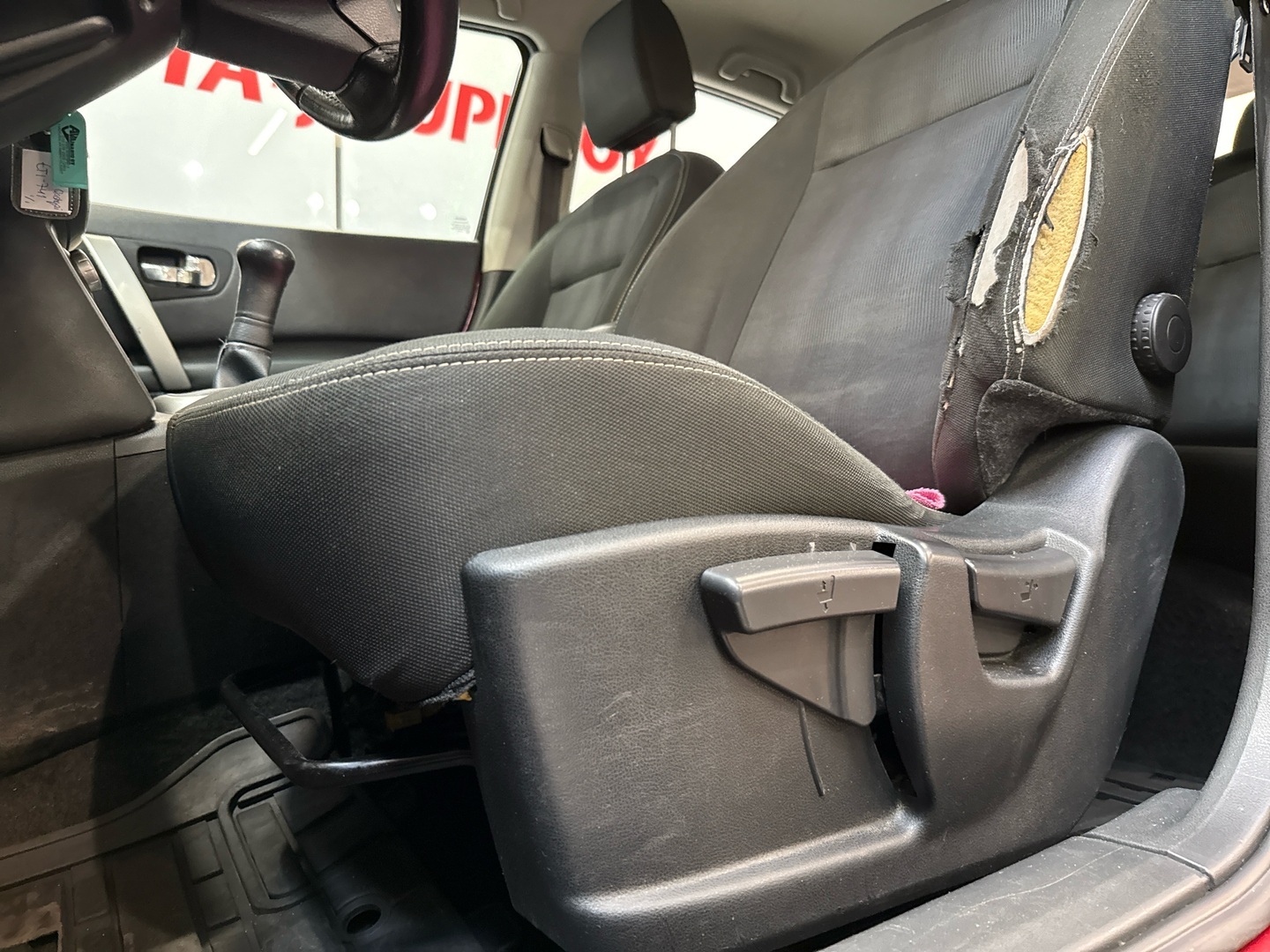 NISSAN Qashqai 2011