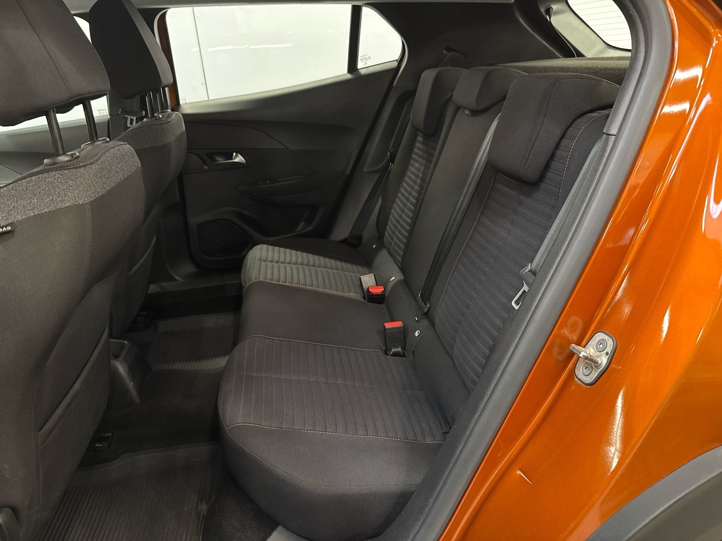 PEUGEOT 2008 2021
