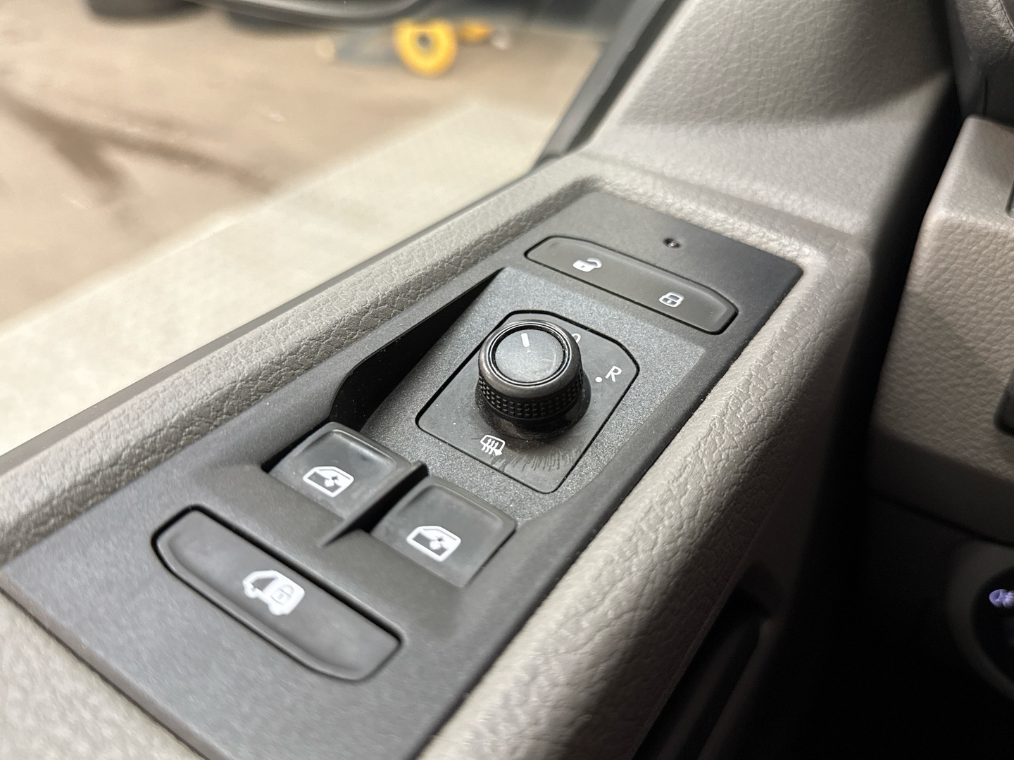 VOLKSWAGEN Transporter 2021