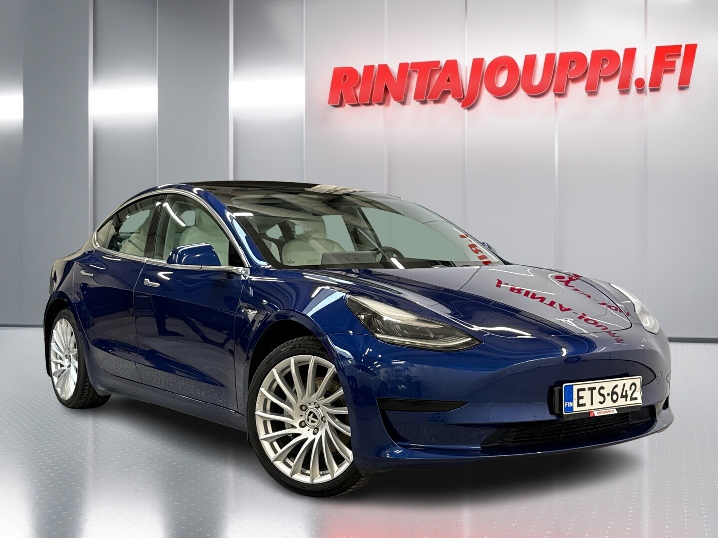 TESLA Model 3 2020