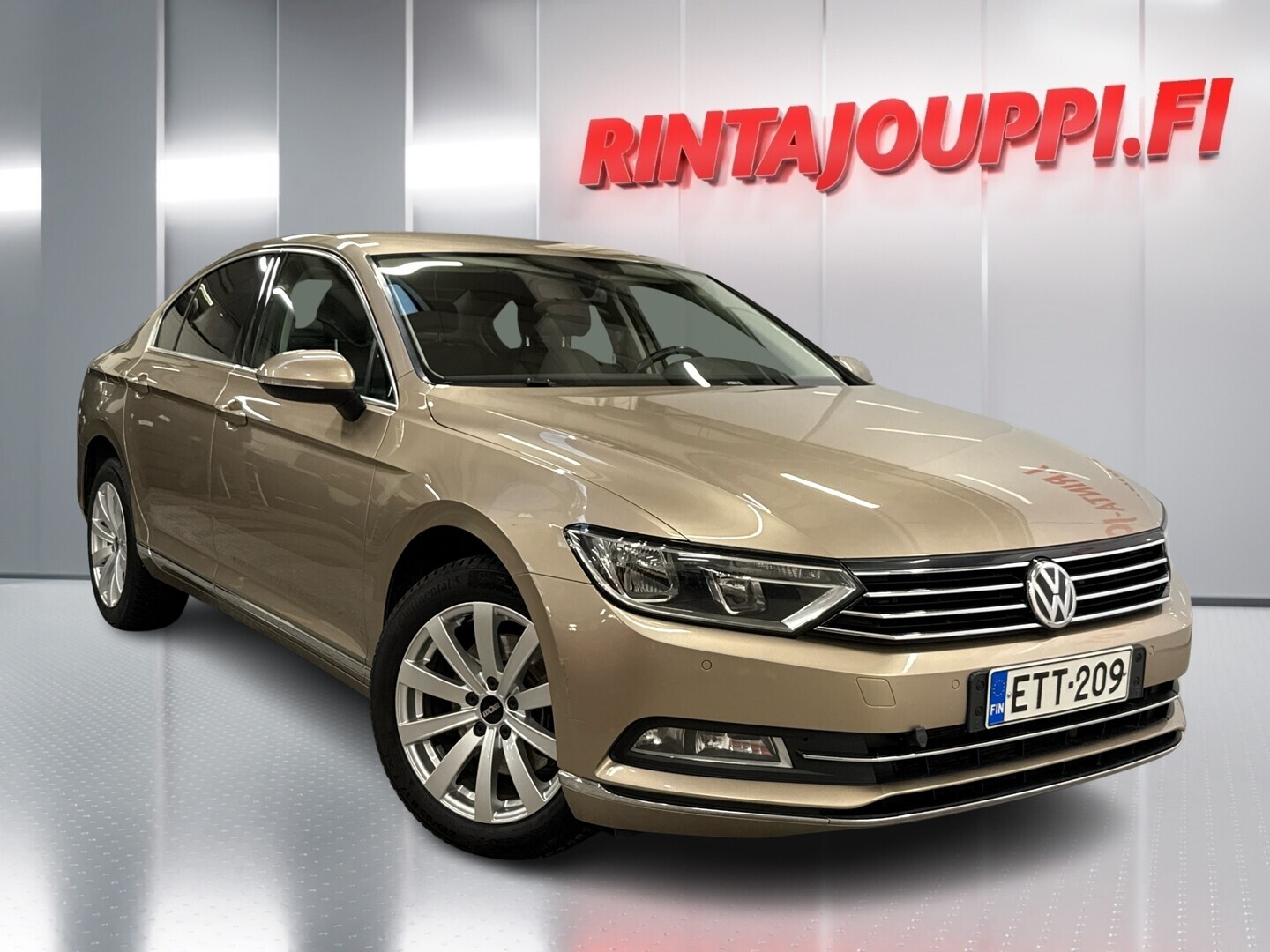 VOLKSWAGEN Passat 2016
