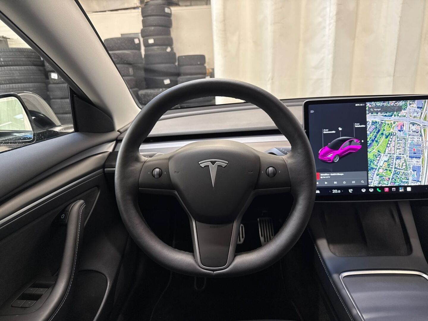 TESLA Model 3 2021