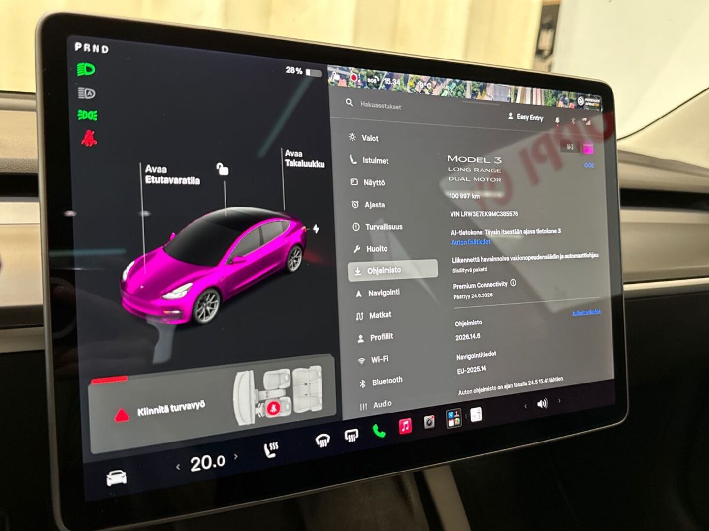 TESLA Model 3 2021