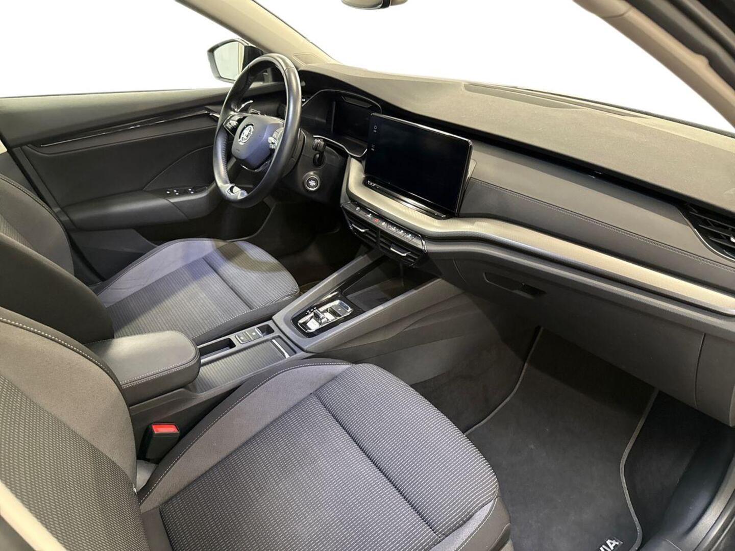 SKODA Octavia 9