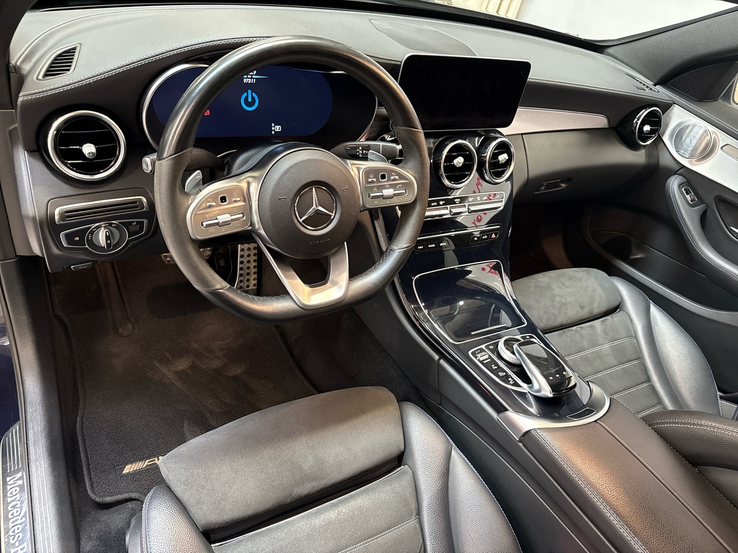 MERCEDES-BENZ C 2021