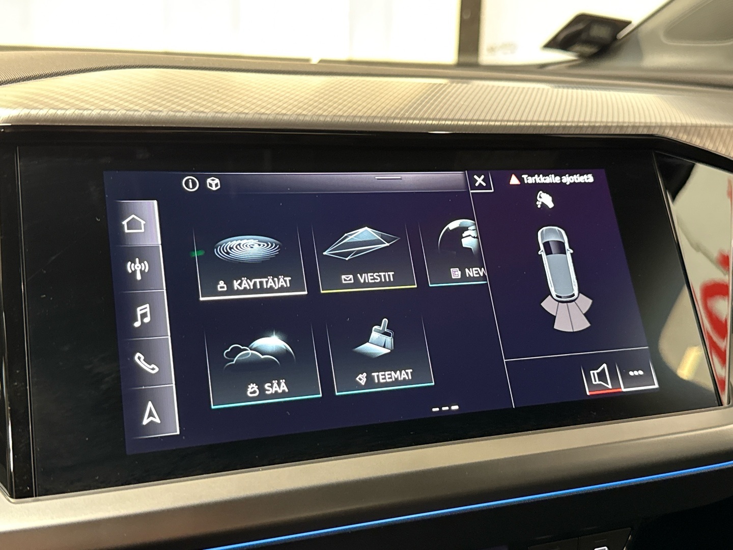 AUDI Q4 E-TRON 2021