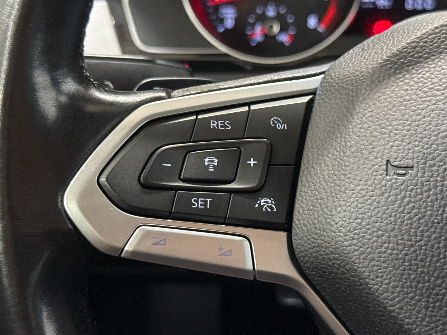 VOLKSWAGEN Passat 2020