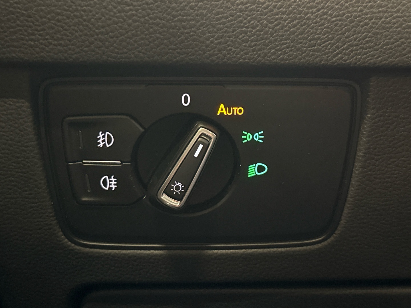 VOLKSWAGEN Passat 2020