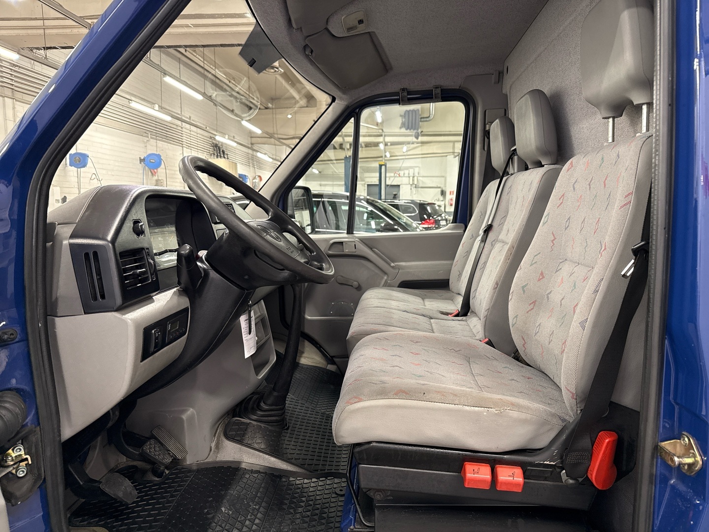 VOLKSWAGEN LT 2001