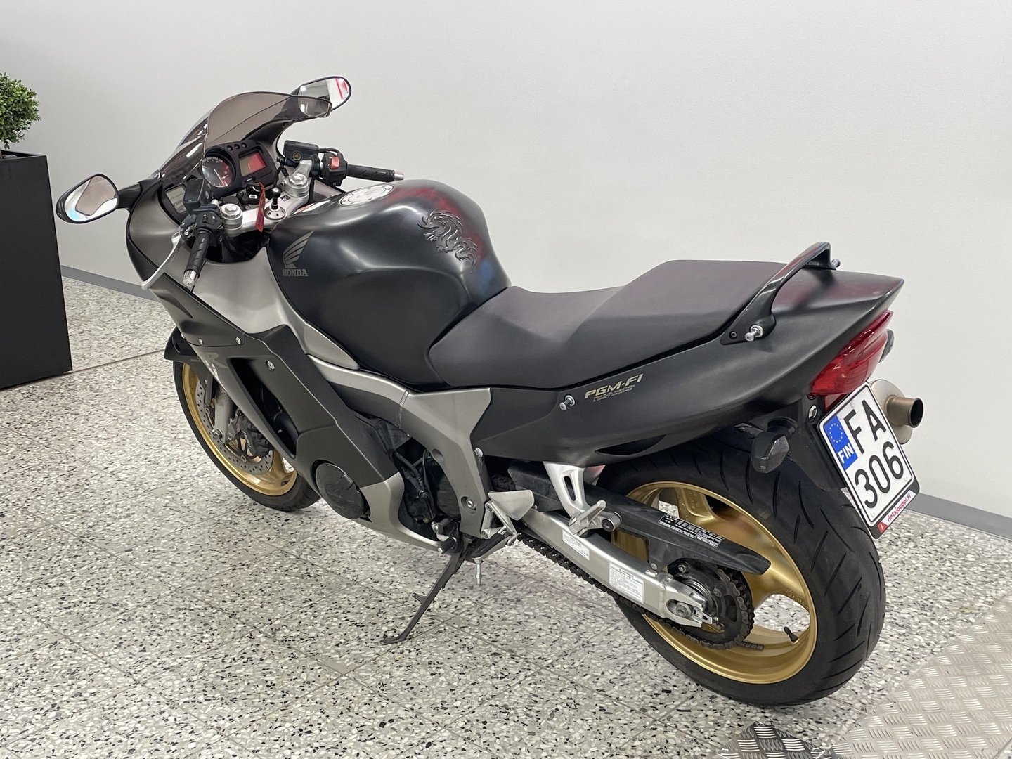 HONDA CBR 2004