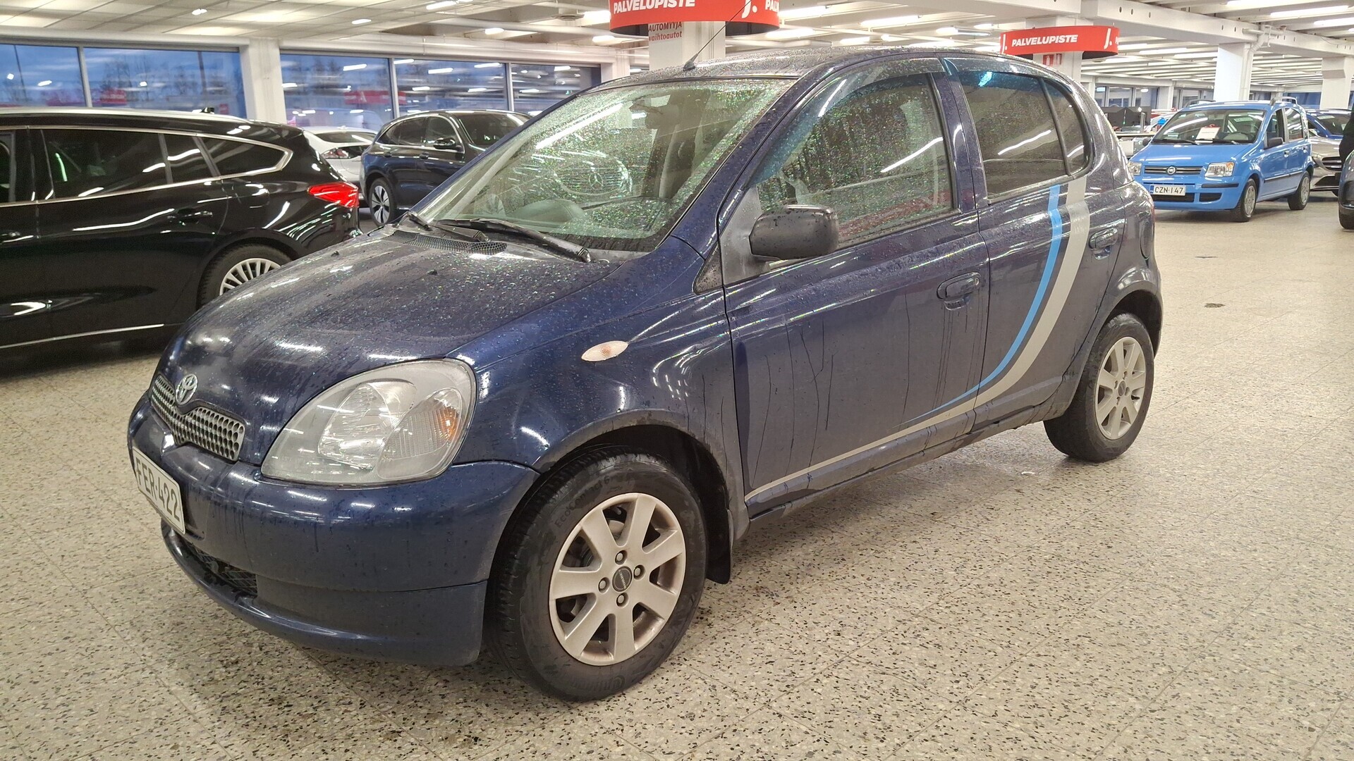 TOYOTA Yaris 2001