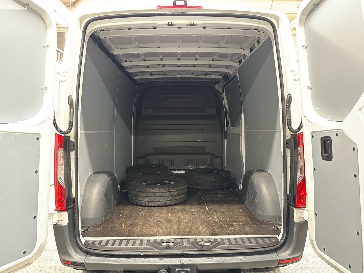 MERCEDES-BENZ Sprinter 2019