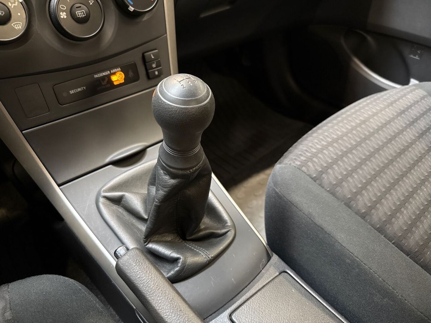 TOYOTA Corolla 2008