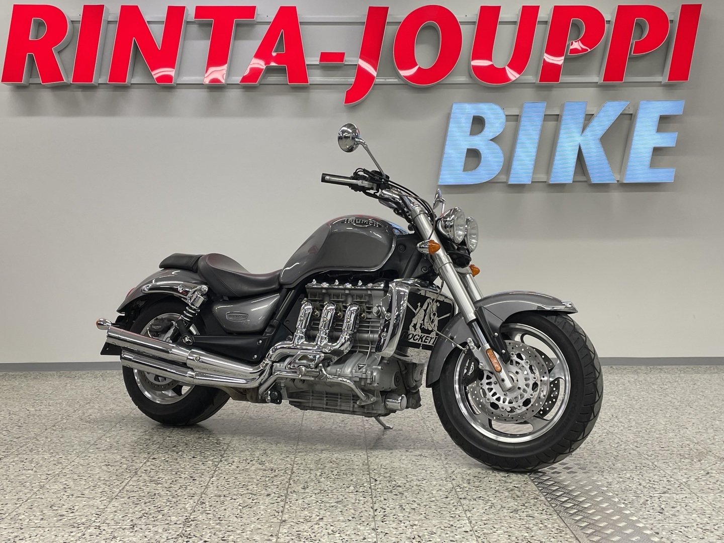 TRIUMPH ROCKET III 2006