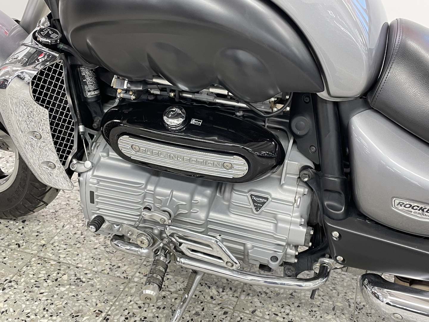 TRIUMPH ROCKET III 2006