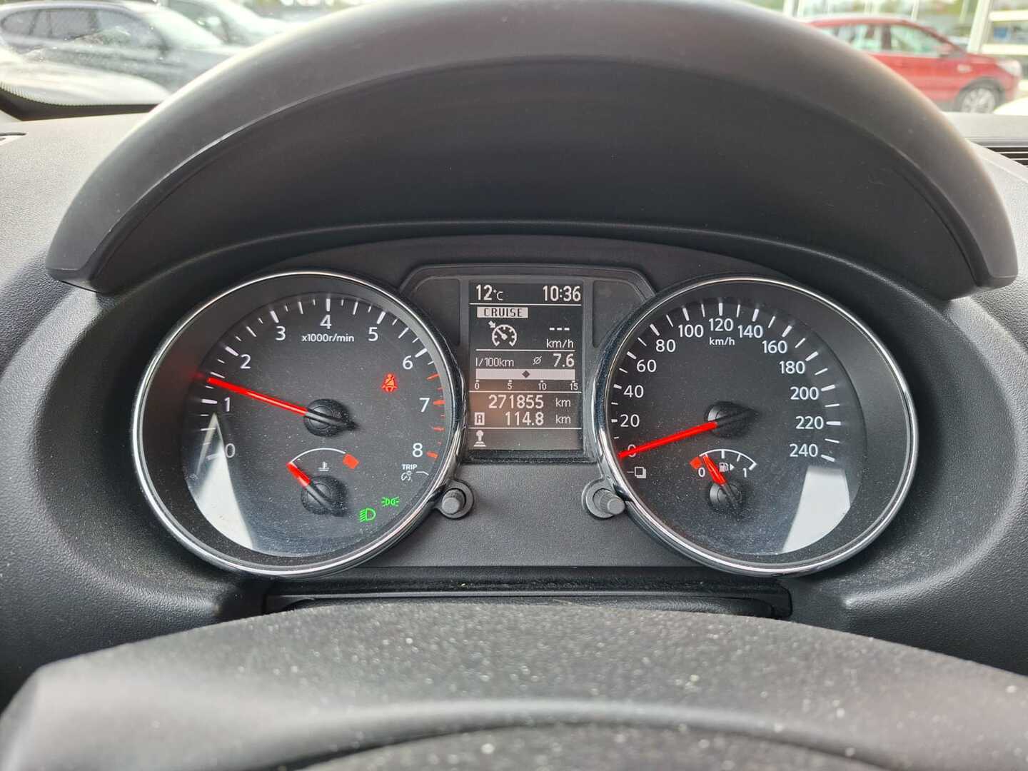 NISSAN Qashqai+2 2012