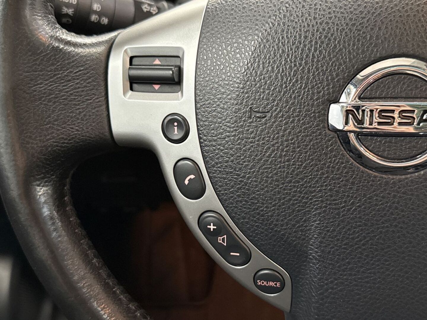 NISSAN Qashqai+2 23