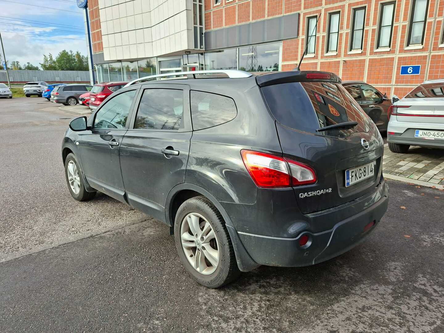 NISSAN Qashqai+2 2012
