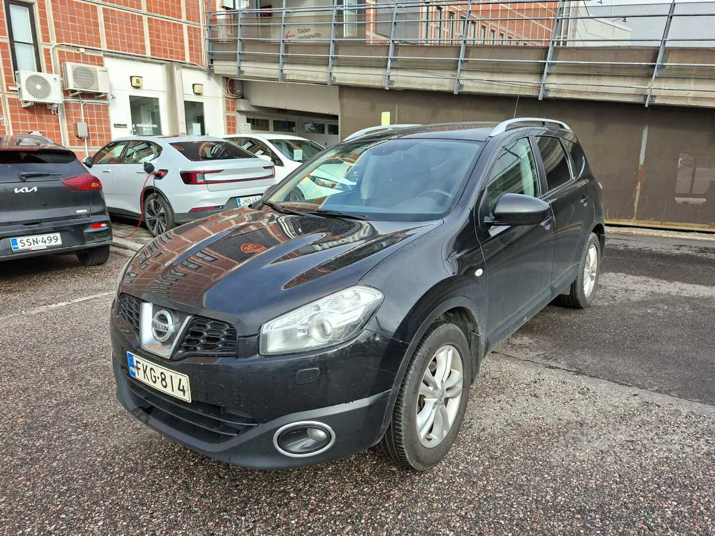 NISSAN Qashqai+2 2012