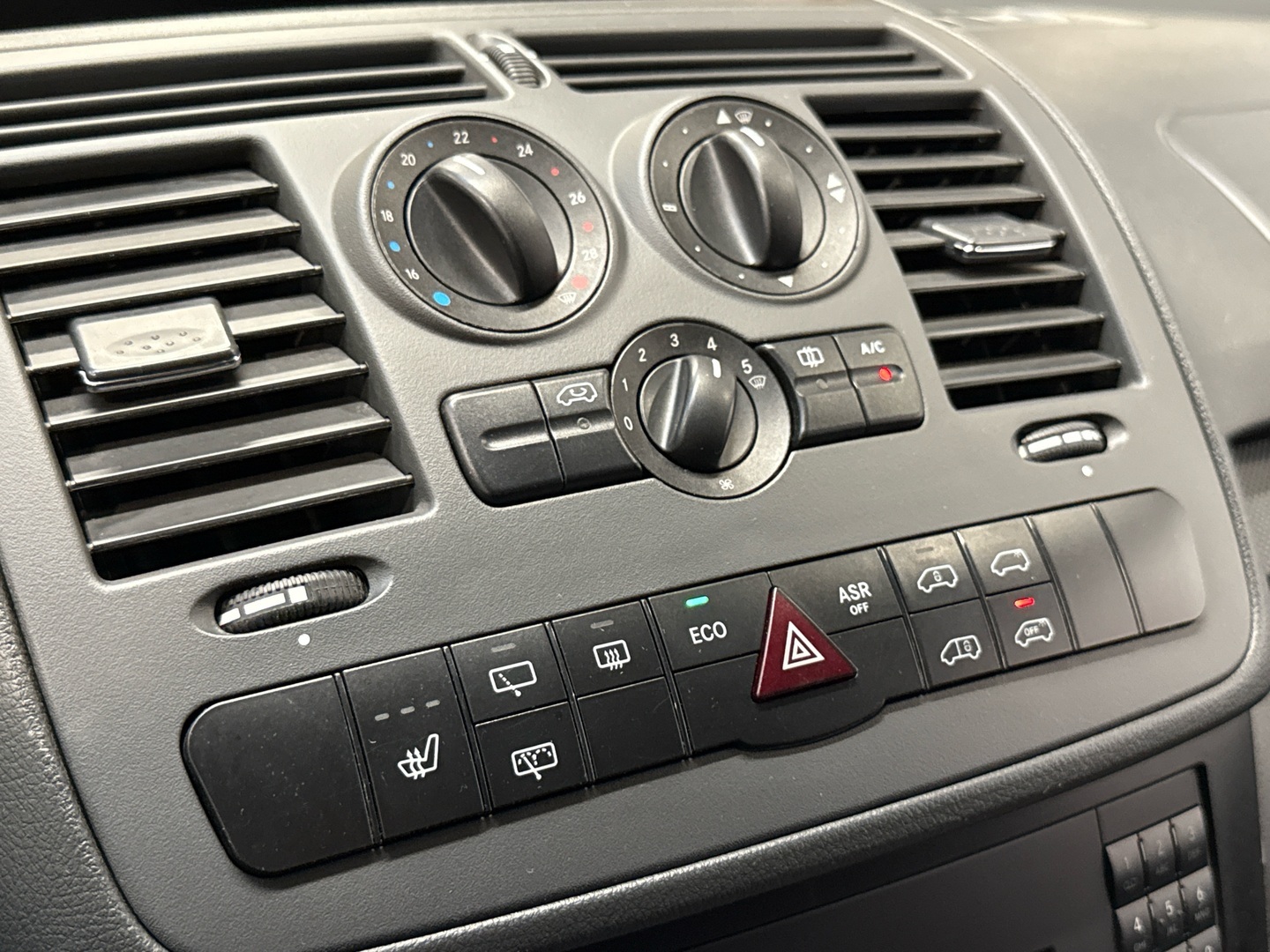 MERCEDES-BENZ Vito 2014