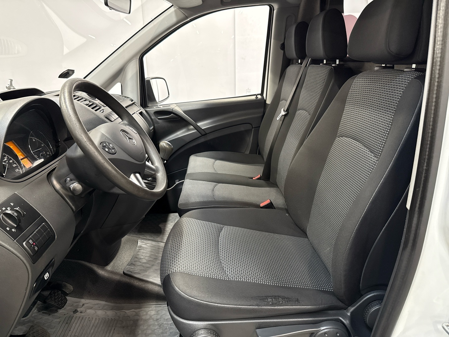 MERCEDES-BENZ Vito 2014