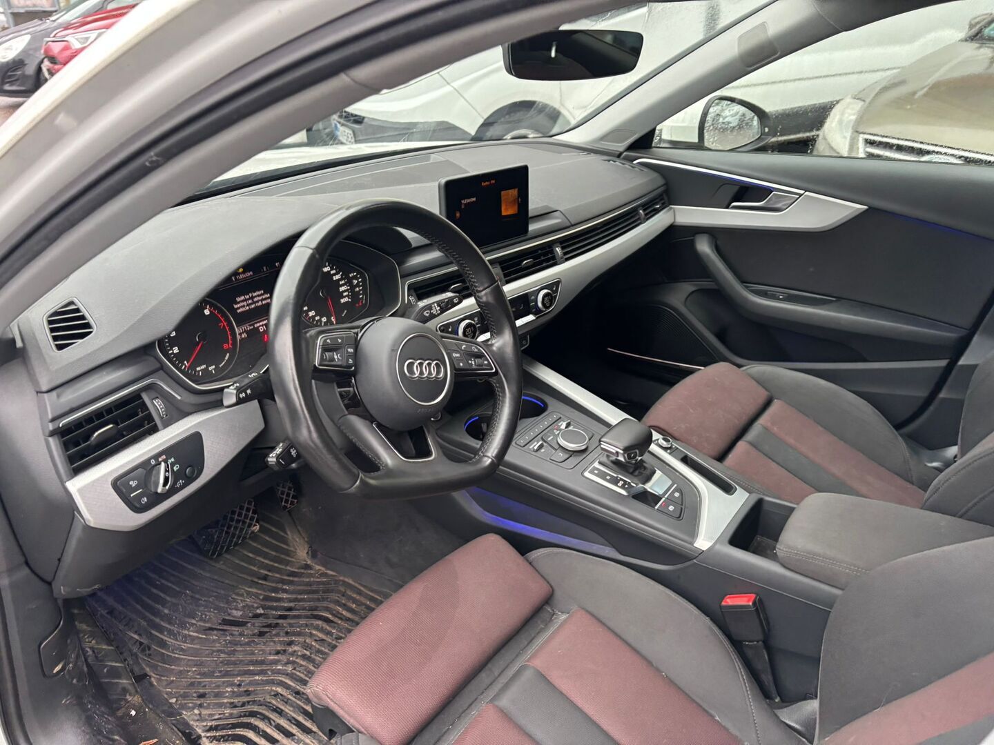 AUDI A4 2016