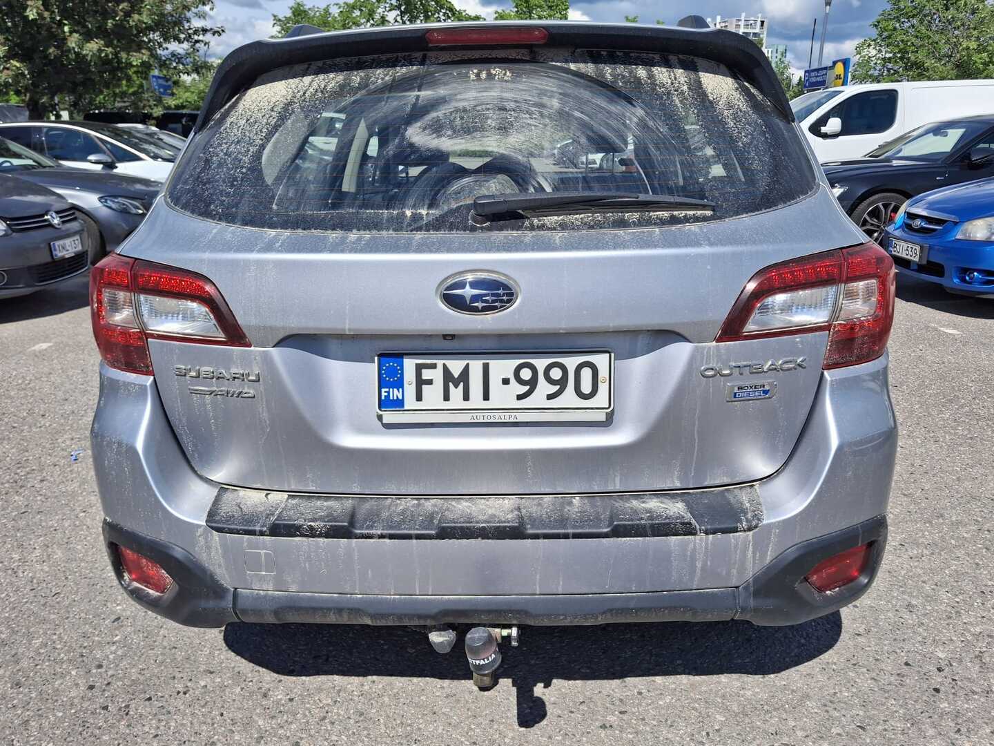 SUBARU Outback 2016