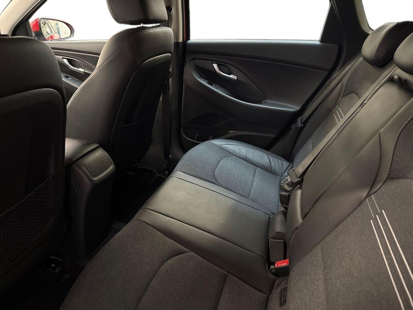 HYUNDAI i30 Wagon 10