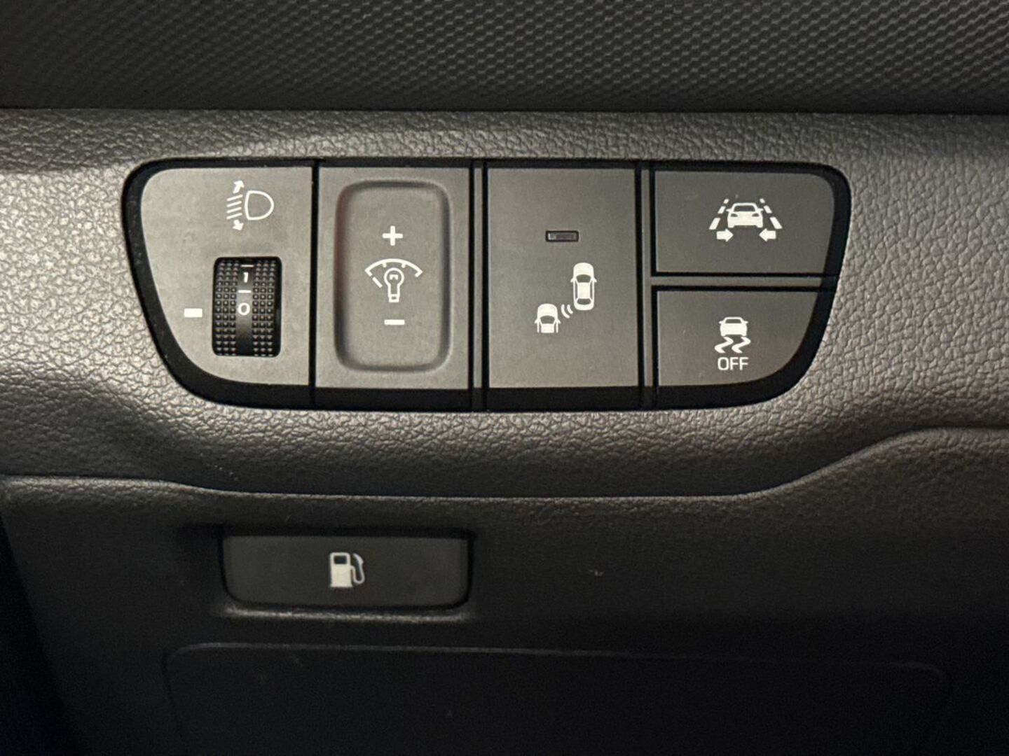 HYUNDAI IONIQ hybrid 2018