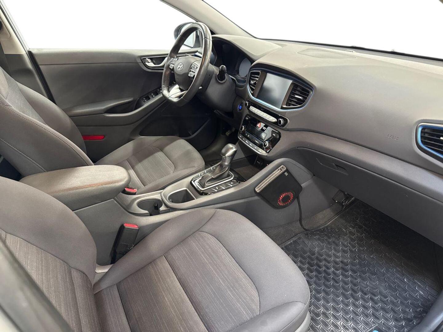 HYUNDAI IONIQ hybrid 2018