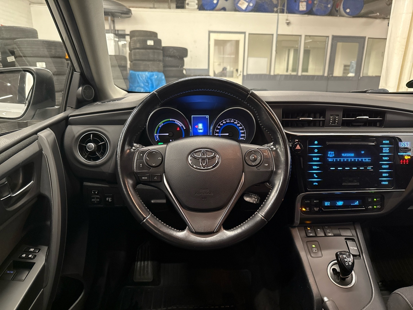 TOYOTA Auris 2017
