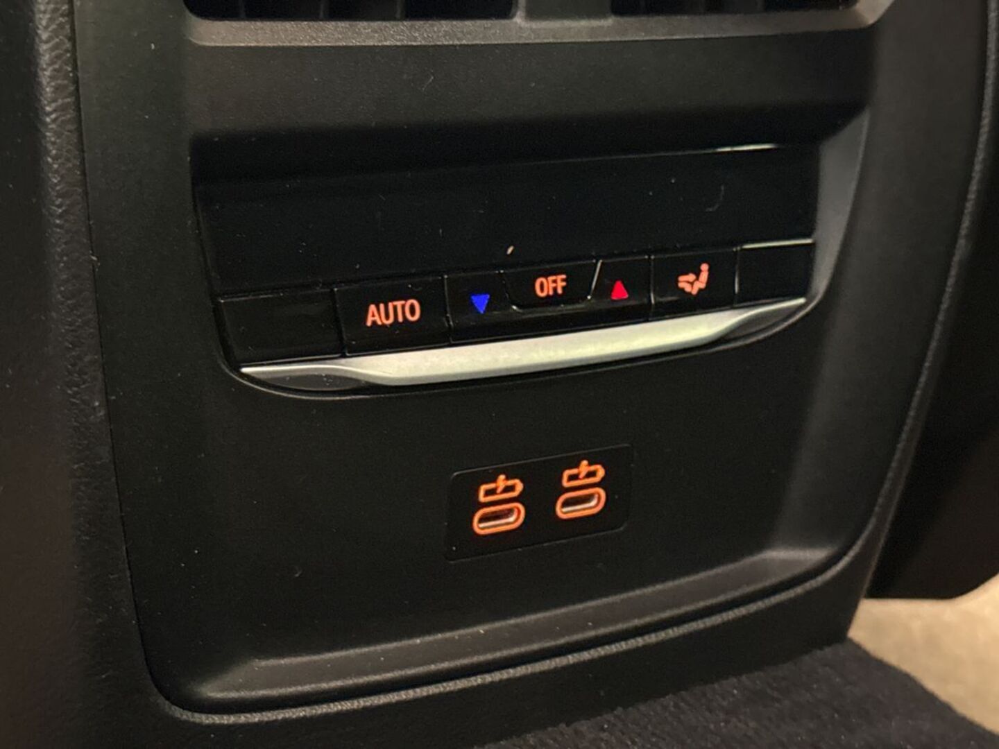 BMW i4 19