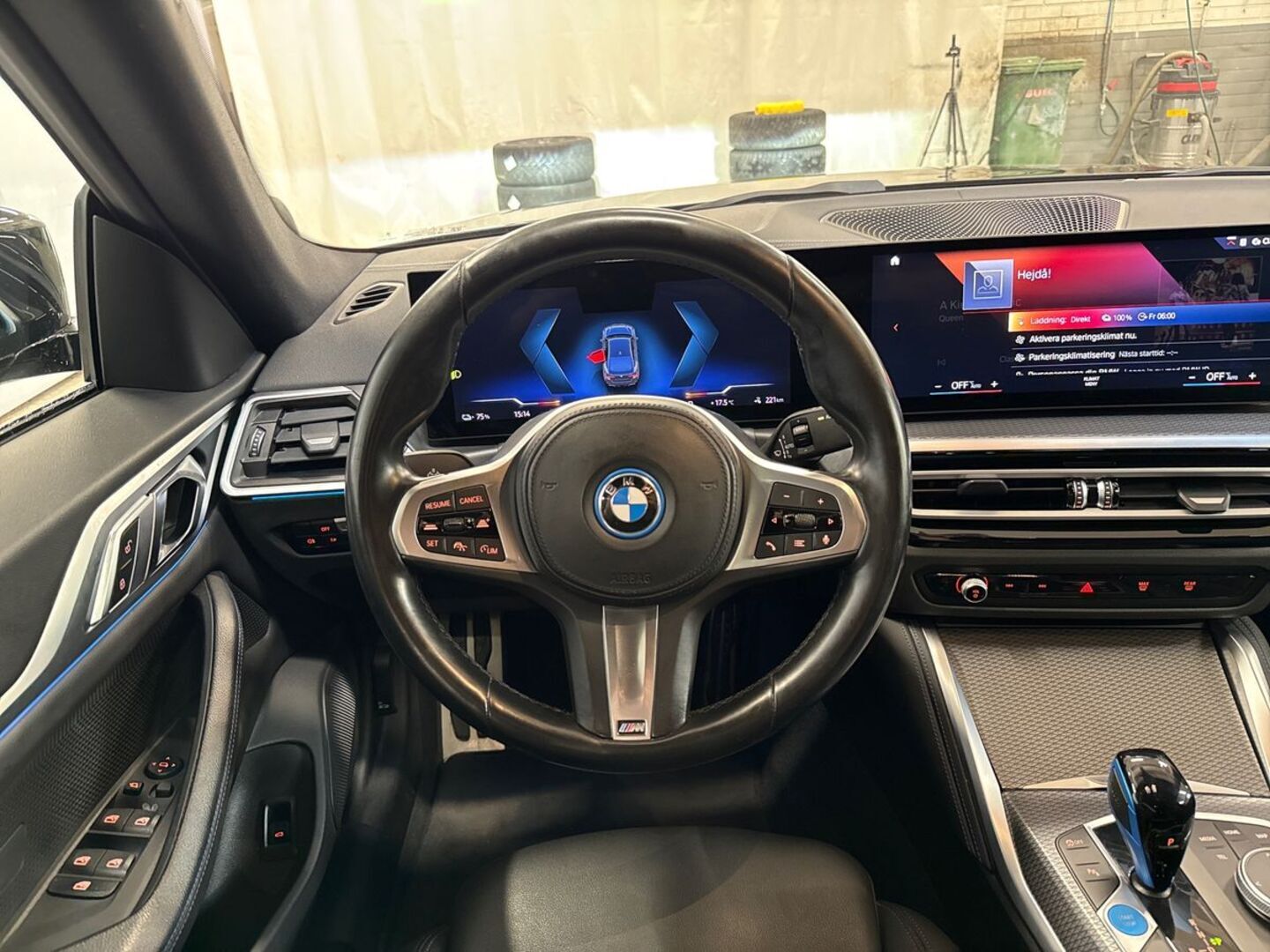 BMW i4 21