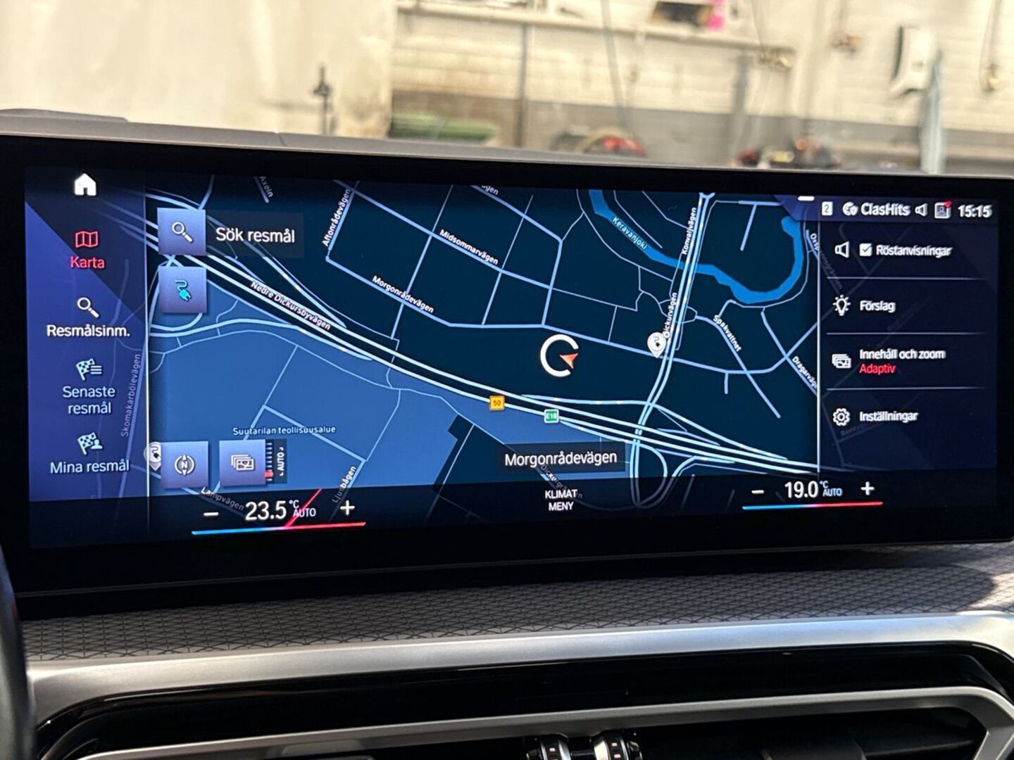 BMW i4 28