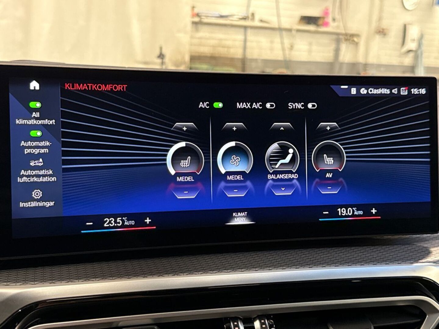 BMW i4 29