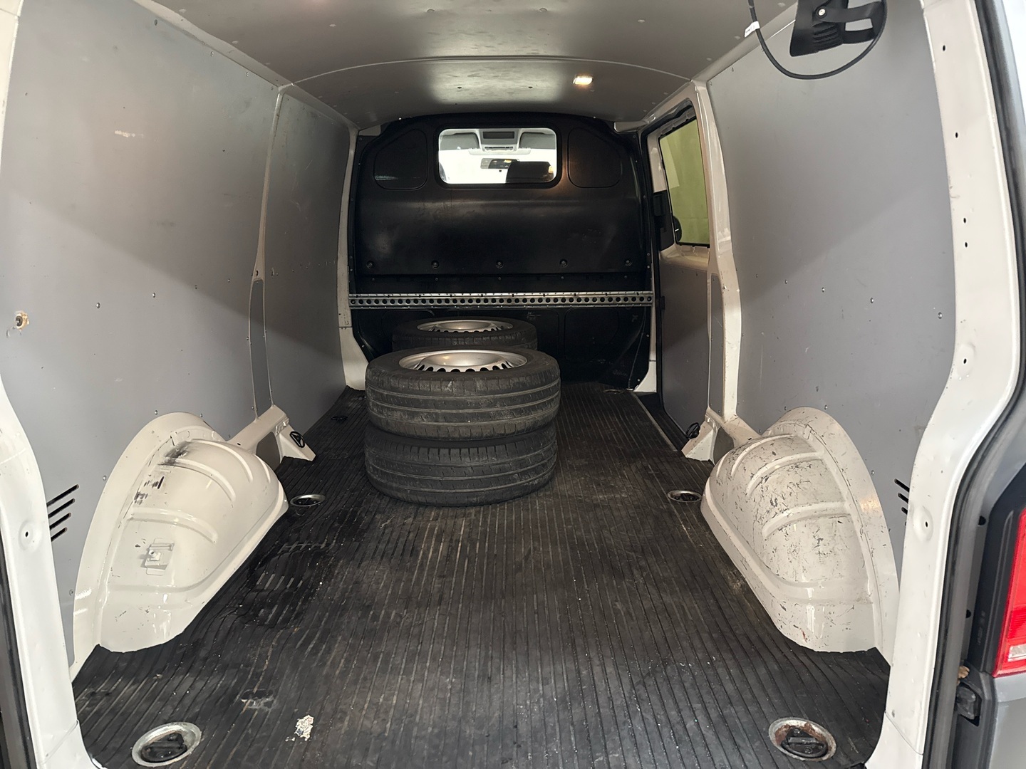 VOLKSWAGEN Transporter 2019